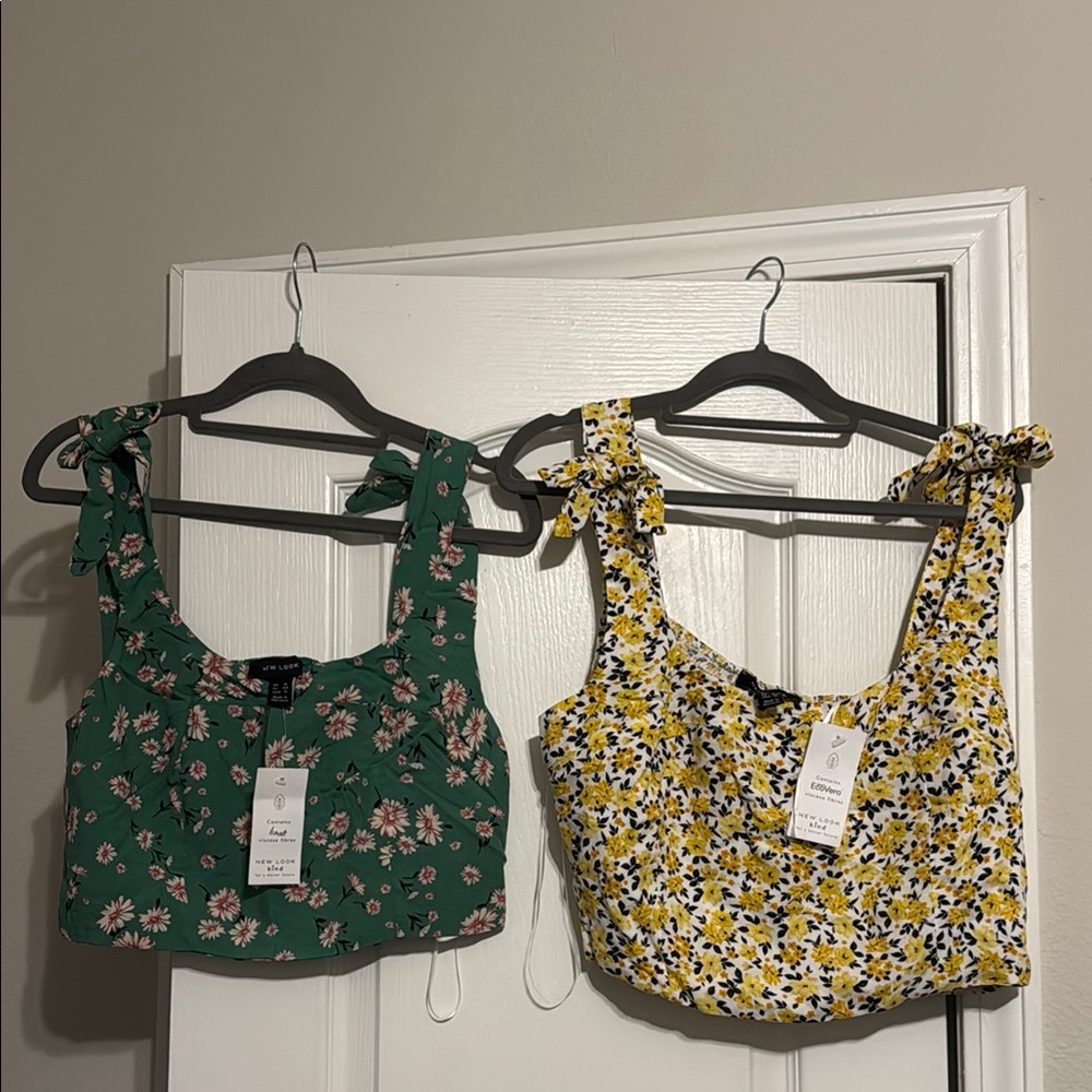 New Look Green Crop Top with Tie Front and Tank Sleeves